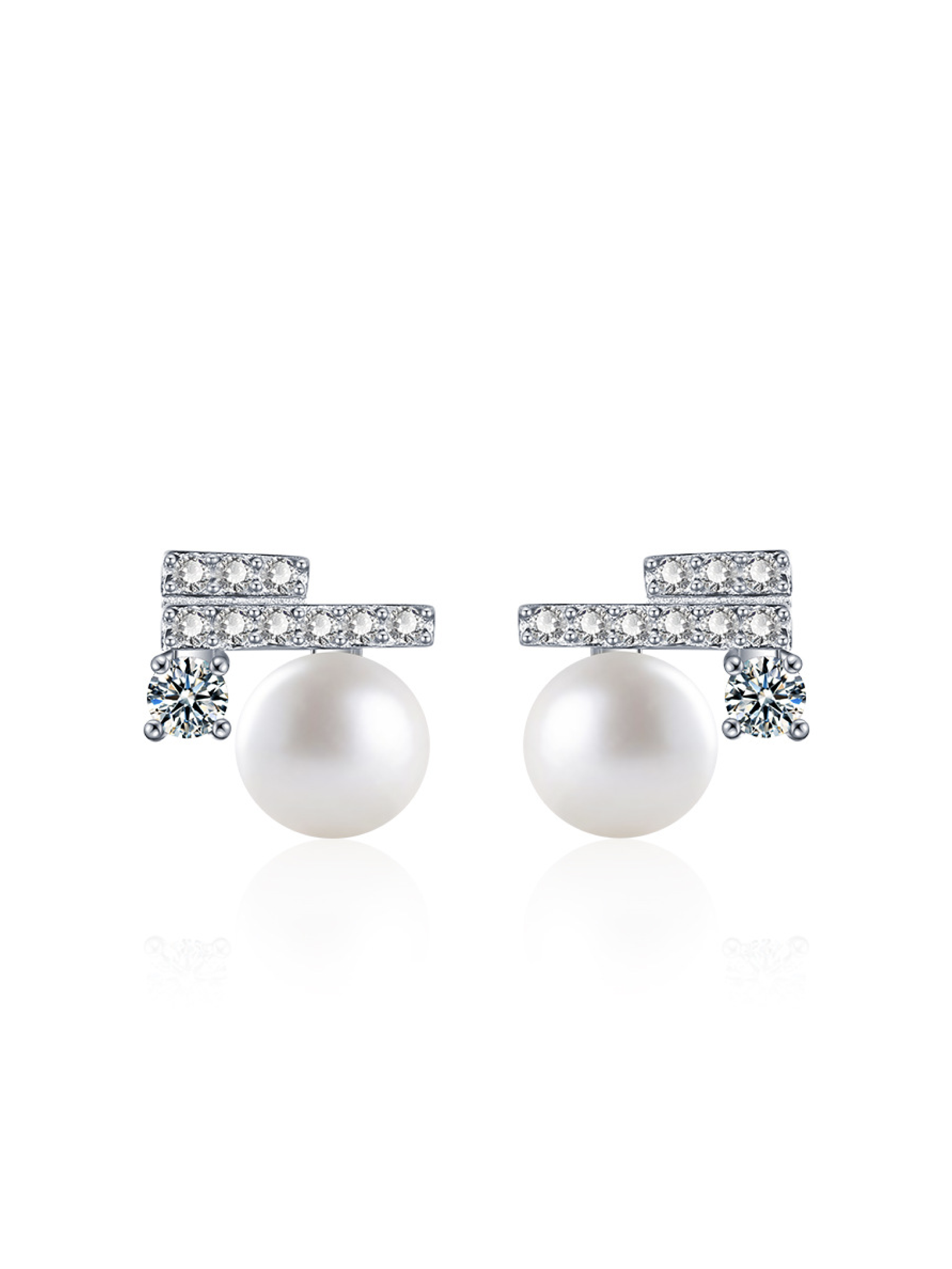 Double Urban Chic Freshwater Cultured Round Pearl Diamond Earrings