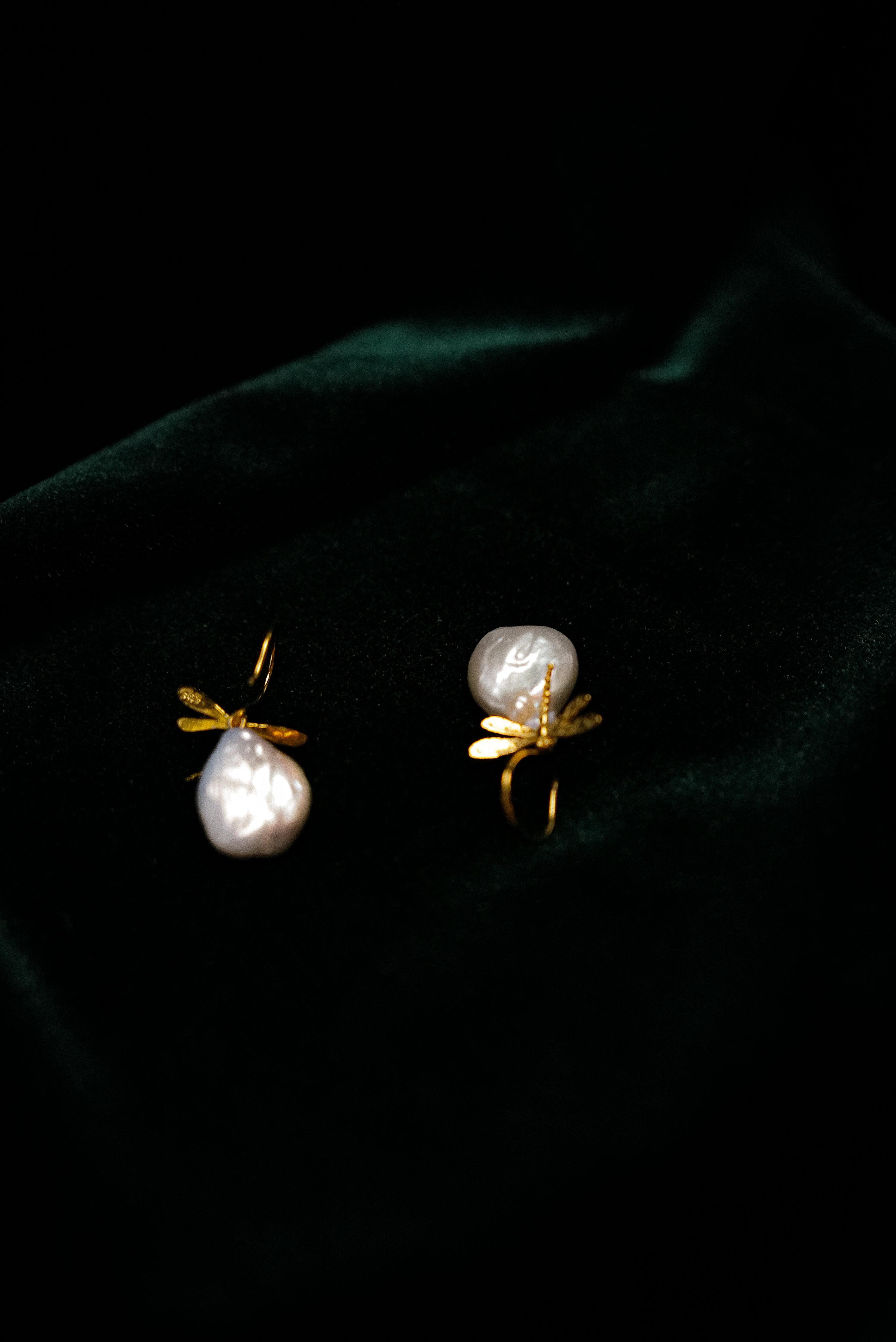 Dragonfly Dreams Cultured Baroque Pearl Earrings