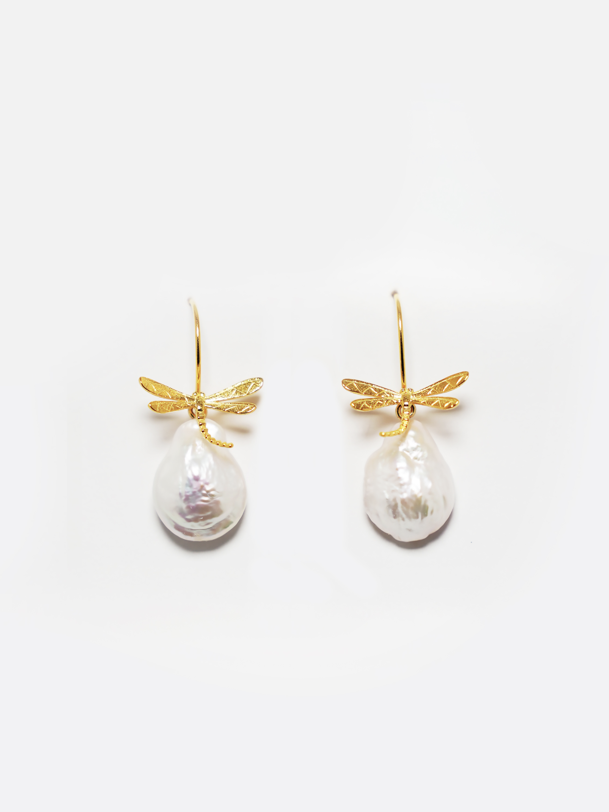 Dragonfly Dreams Cultured Baroque Pearl Earrings